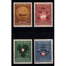 Hjælp til hjemvendte krigsfanger. Komplet sæt. Postfrisk.